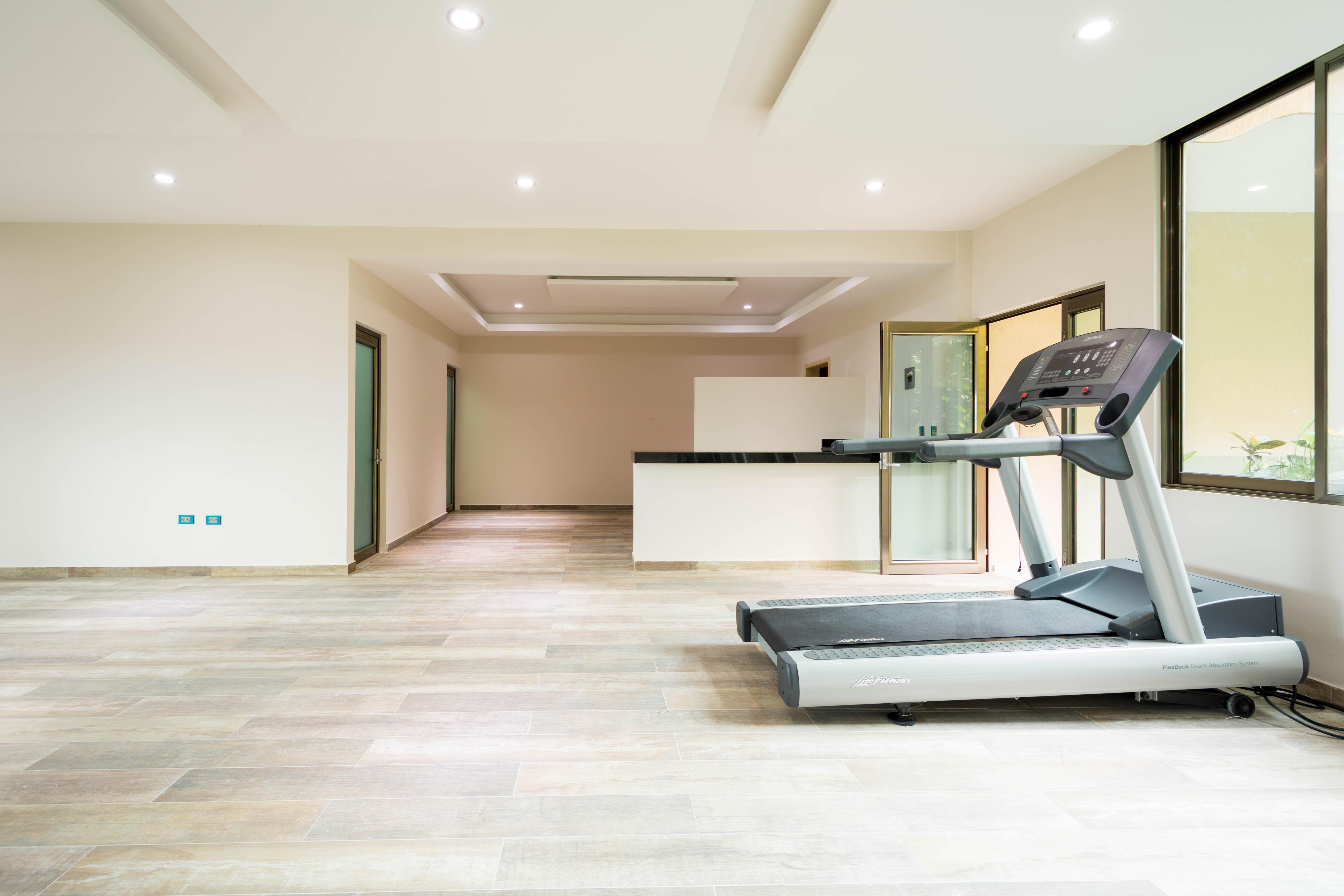 Palmarena Rooms & Residences - Long Stay Comfort With Parking, Sauna, Gym & Pool - Steps From 5Th Avenue 普拉亚卡门 外观 照片