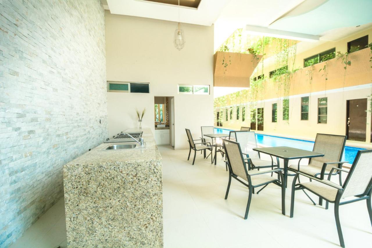 Palmarena Rooms & Residences - Long Stay Comfort With Parking, Sauna, Gym & Pool - Steps From 5Th Avenue 普拉亚卡门 外观 照片